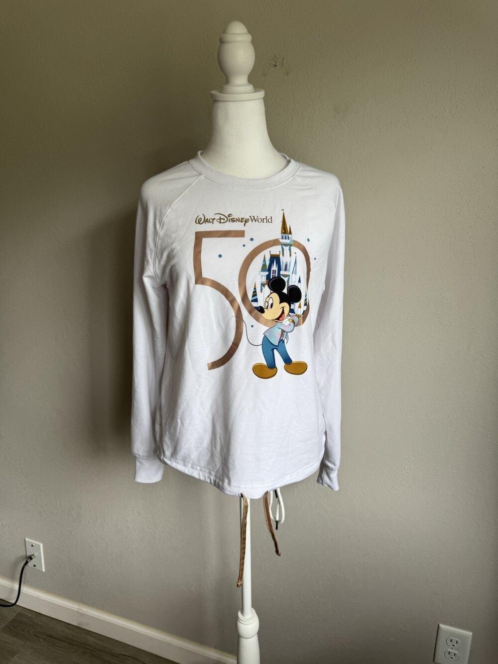 Walt Disney World 50 White Rose Gold Mickey Mouse Sweatshirt Womens S